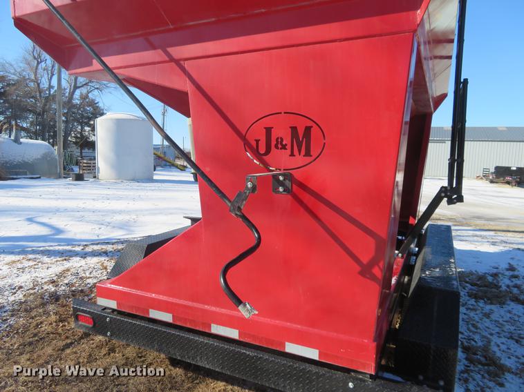 image for item DC0857 2015 J & M Speed Tender 375 tender trailer