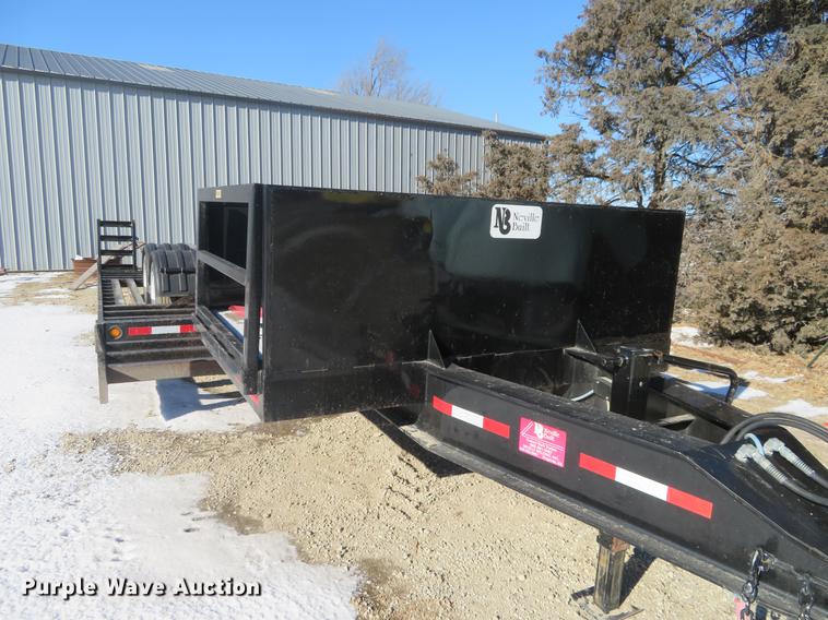image for item DC0858 2012 Neville Built sprayer trailer