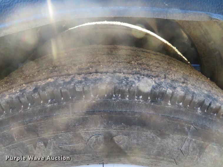 image for item DC0858 2012 Neville Built sprayer trailer