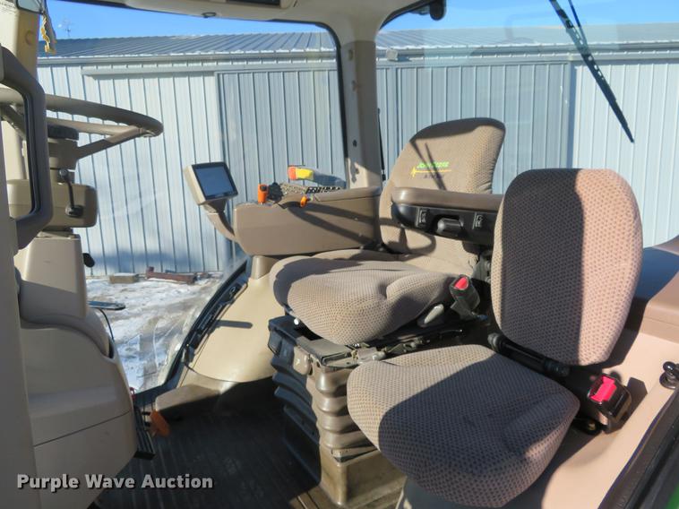 image for item DC0859 2011 John Deere 8285R MFWD tractor