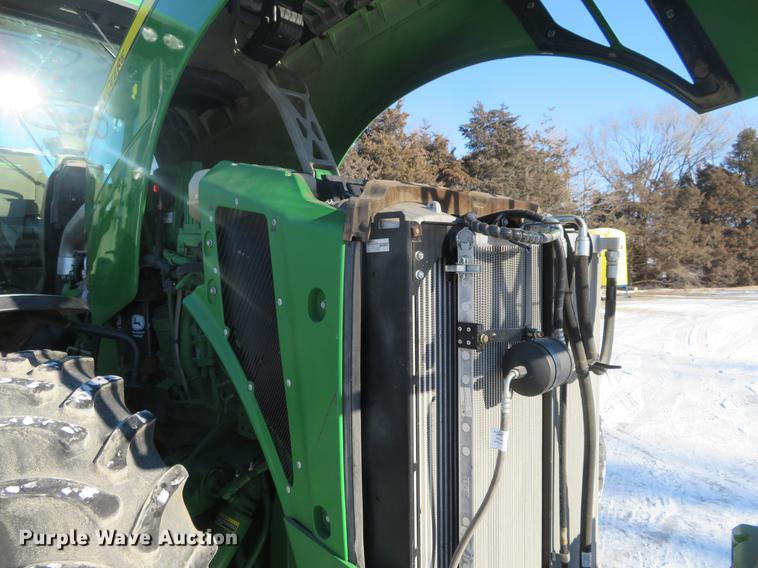 image for item DC0859 2011 John Deere 8285R MFWD tractor