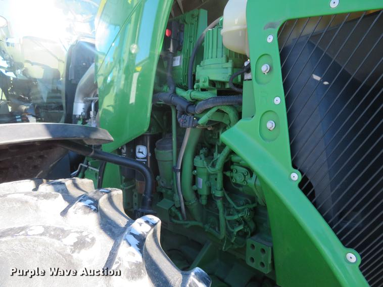 image for item DC0859 2011 John Deere 8285R MFWD tractor