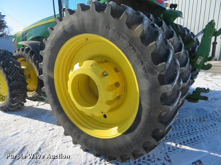 image for item DC0859 2011 John Deere 8285R MFWD tractor