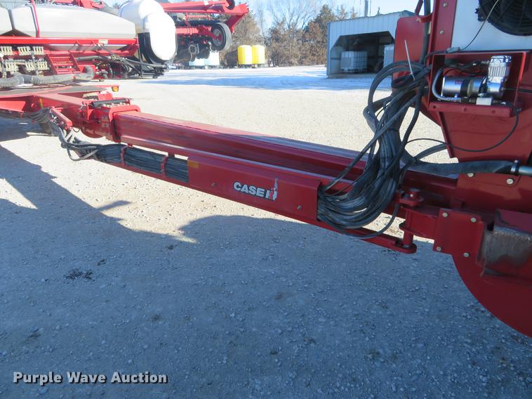 image for item DC0860 2012 Case IH 1240 Early Riser 16/31 split row planter