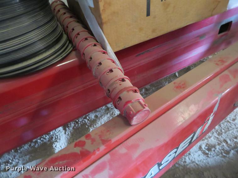 image for item DC0860 2012 Case IH 1240 Early Riser 16/31 split row planter