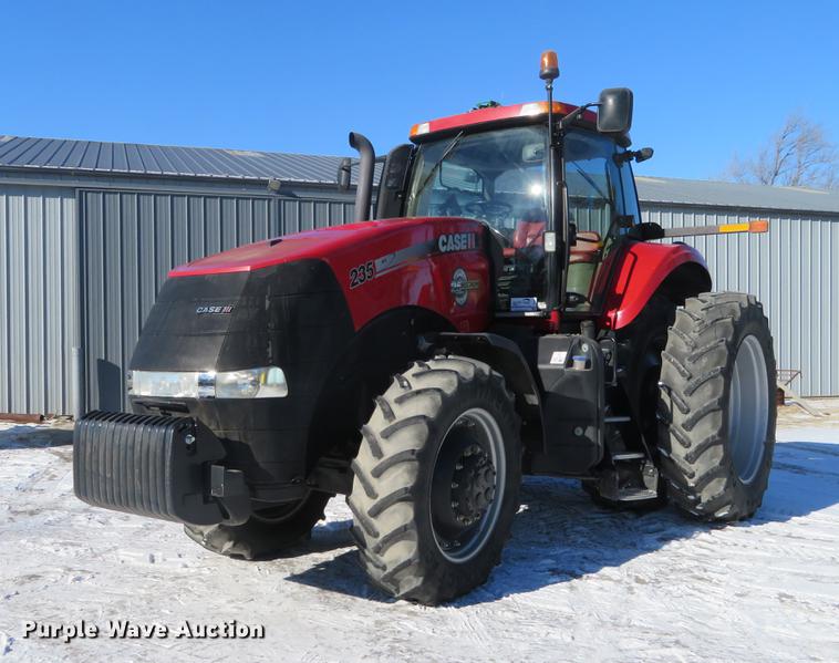 image for item DC0861 2013 Case IH Magnum 235 MFWD tractor