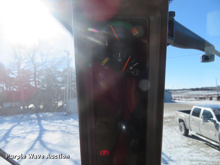 image for item DC0861 2013 Case IH Magnum 235 MFWD tractor