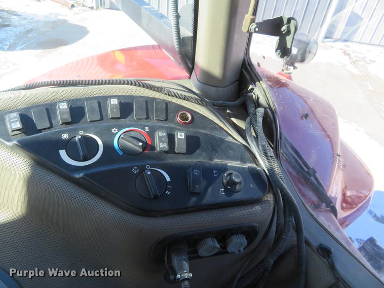 image for item DC0861 2013 Case IH Magnum 235 MFWD tractor