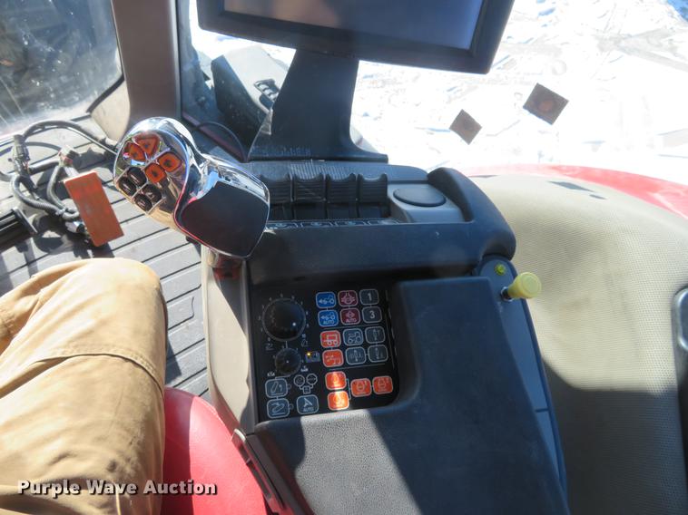 image for item DC0861 2013 Case IH Magnum 235 MFWD tractor