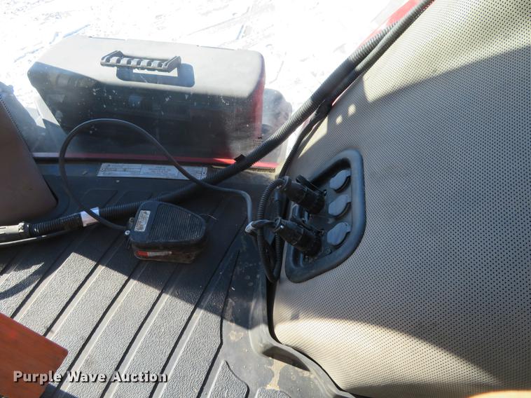 image for item DC0861 2013 Case IH Magnum 235 MFWD tractor