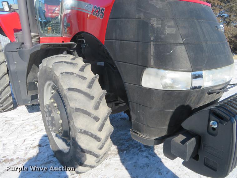 image for item DC0861 2013 Case IH Magnum 235 MFWD tractor