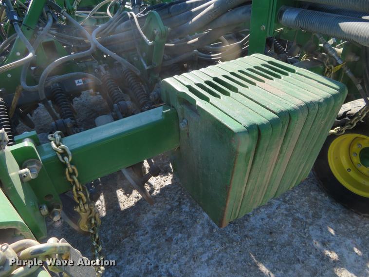 image for item DC0862 2013 John Deere 1890 air seeder