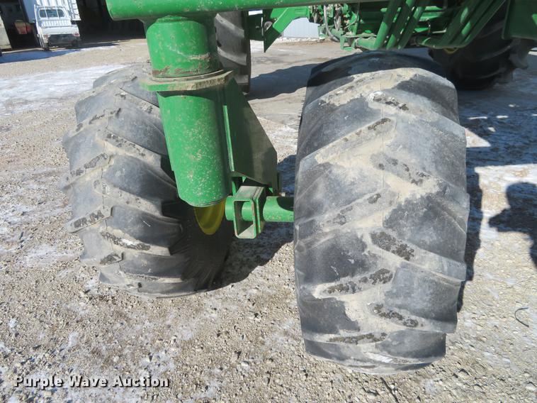 image for item DC0862 2013 John Deere 1890 air seeder