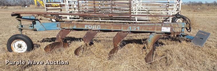 image for item DC5695 Ford 151 four bottom plow