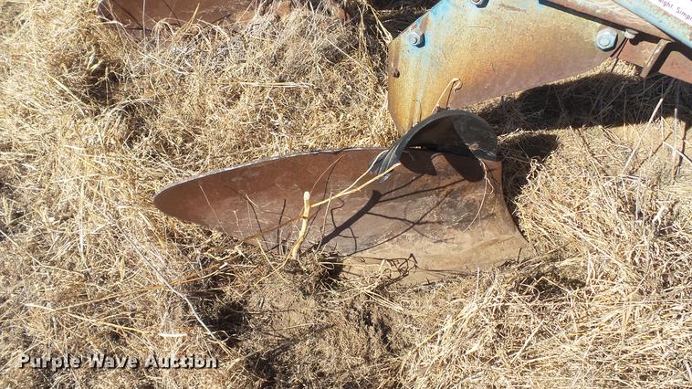 image for item DC5695 Ford 151 four bottom plow
