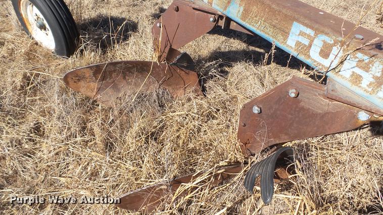 image for item DC5695 Ford 151 four bottom plow