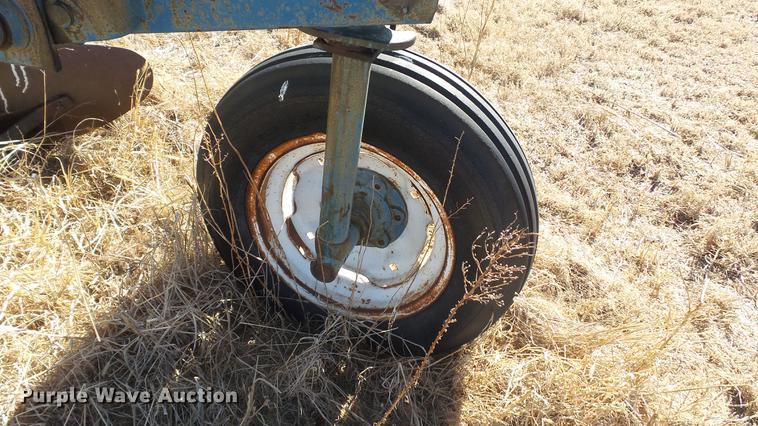 image for item DC5695 Ford 151 four bottom plow