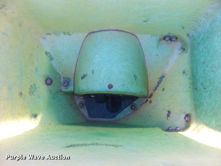 image for item DC7443 John Deere 7000 no-till split row planter