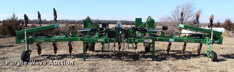 image for item DC7720 Great Plains NP-40L-17R30 row crop side dresser