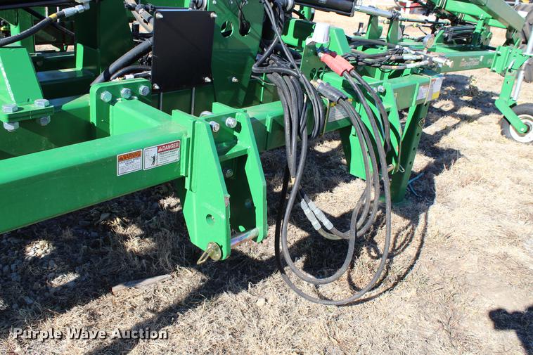 image for item DC7720 Great Plains NP-40L-17R30 row crop side dresser