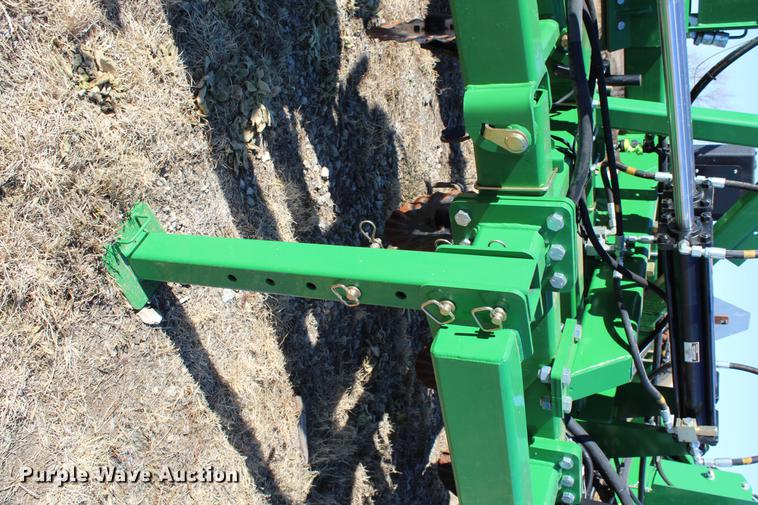 image for item DC7720 Great Plains NP-40L-17R30 row crop side dresser