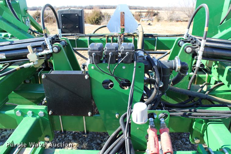 image for item DC7720 Great Plains NP-40L-17R30 row crop side dresser