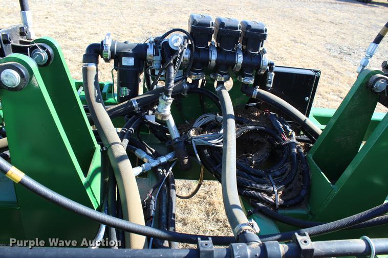 image for item DC7720 Great Plains NP-40L-17R30 row crop side dresser