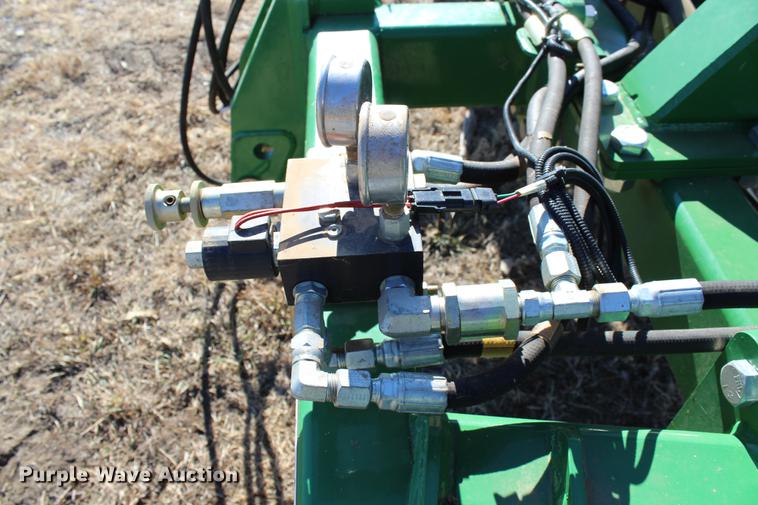 image for item DC7720 Great Plains NP-40L-17R30 row crop side dresser