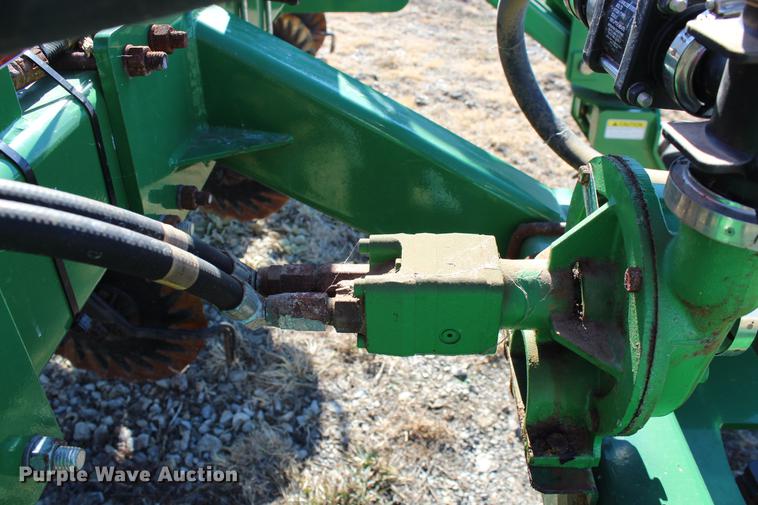 image for item DC7720 Great Plains NP-40L-17R30 row crop side dresser