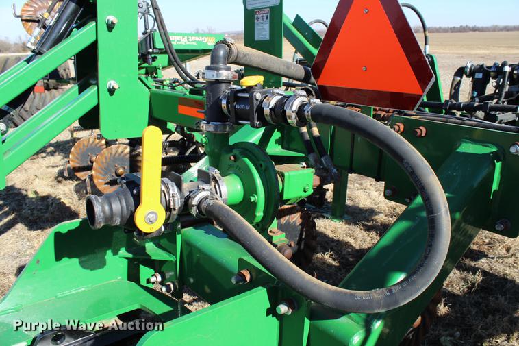 image for item DC7720 Great Plains NP-40L-17R30 row crop side dresser