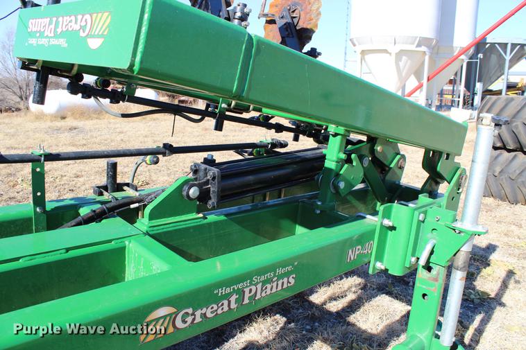 image for item DC7720 Great Plains NP-40L-17R30 row crop side dresser
