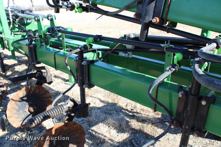 image for item DC7720 Great Plains NP-40L-17R30 row crop side dresser