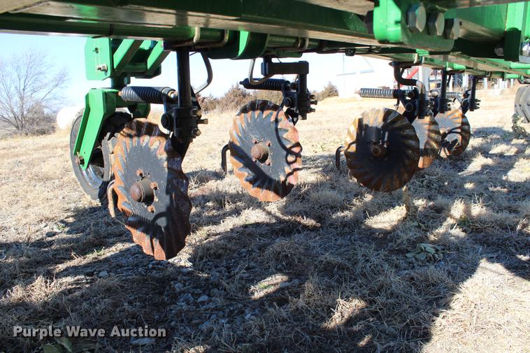 image for item DC7720 Great Plains NP-40L-17R30 row crop side dresser