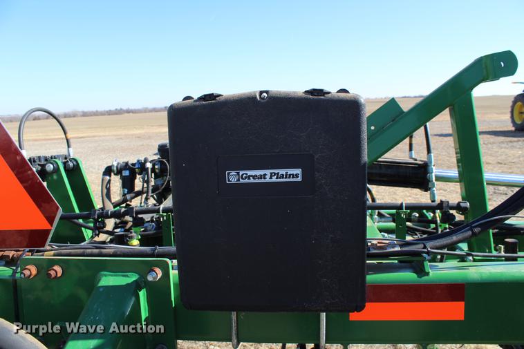 image for item DC7720 Great Plains NP-40L-17R30 row crop side dresser