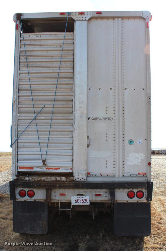 image for item DC7723 1987 Wilson PSDCL-208 livestock trailer