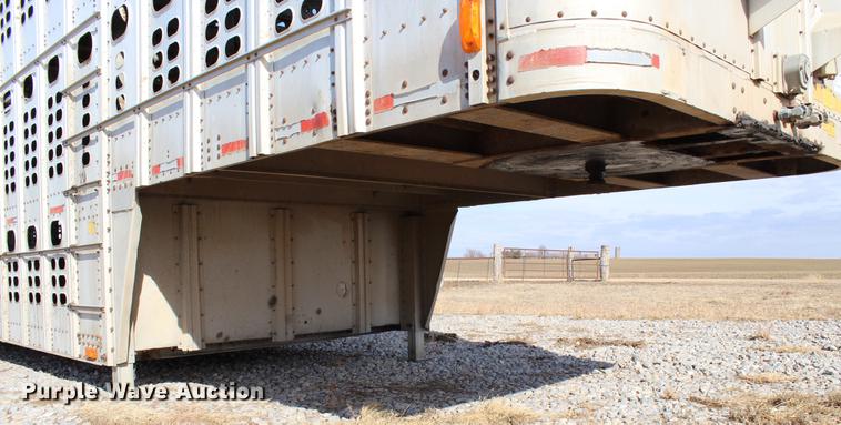 image for item DC7723 1987 Wilson PSDCL-208 livestock trailer