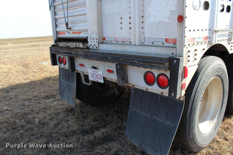 image for item DC7723 1987 Wilson PSDCL-208 livestock trailer