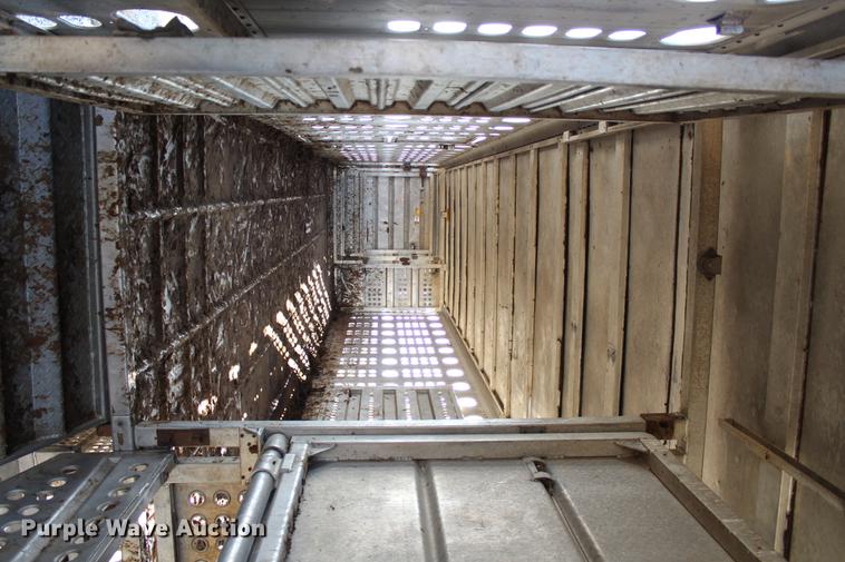 image for item DC7723 1987 Wilson PSDCL-208 livestock trailer