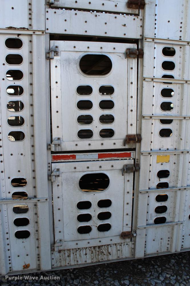 image for item DC7723 1987 Wilson PSDCL-208 livestock trailer