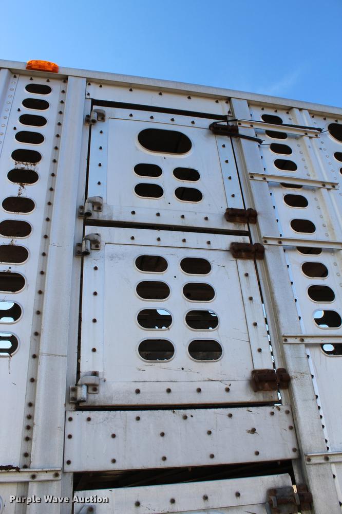 image for item DC7723 1987 Wilson PSDCL-208 livestock trailer