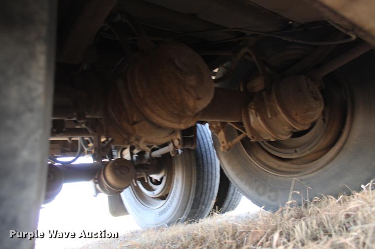 image for item DC7723 1987 Wilson PSDCL-208 livestock trailer