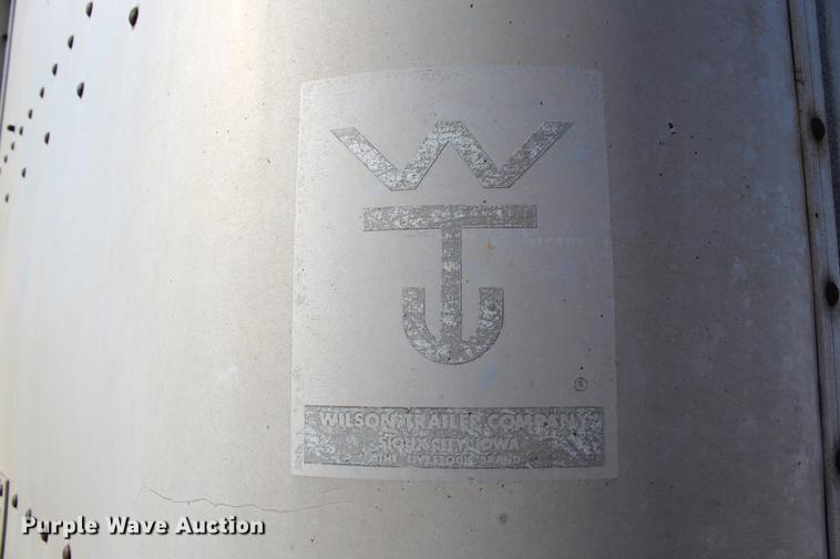 image for item DC7723 1987 Wilson PSDCL-208 livestock trailer