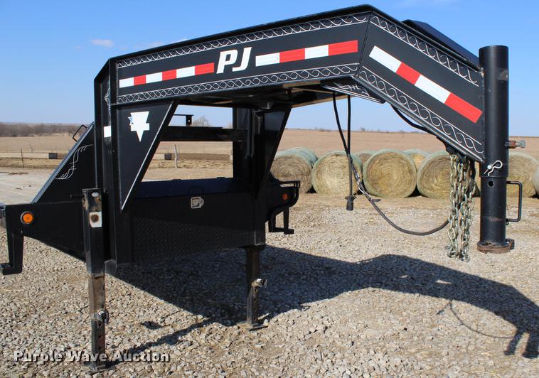image for item DC7724 2009 PJ Trailers equipment trailer