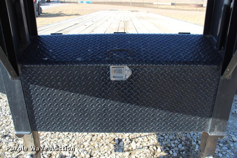 image for item DC7724 2009 PJ Trailers equipment trailer