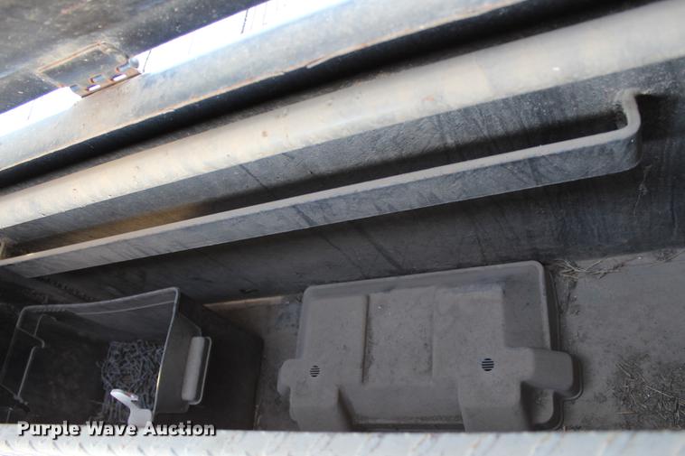 image for item DC7724 2009 PJ Trailers equipment trailer