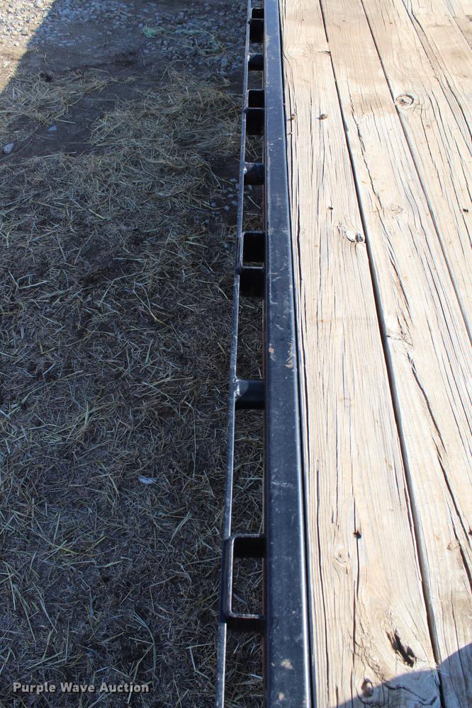 image for item DC7724 2009 PJ Trailers equipment trailer