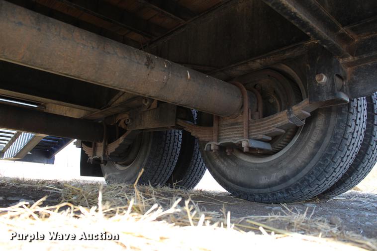 image for item DC7724 2009 PJ Trailers equipment trailer