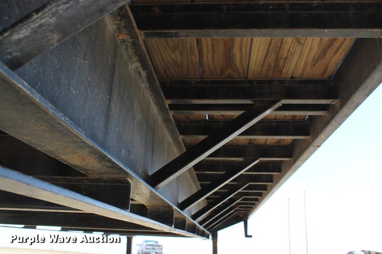 image for item DC7724 2009 PJ Trailers equipment trailer