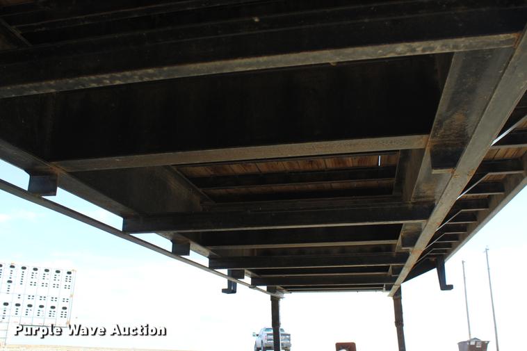 image for item DC7724 2009 PJ Trailers equipment trailer