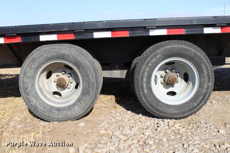 image for item DC7724 2009 PJ Trailers equipment trailer